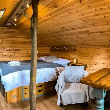 Wooden Tiny House Glamping Cabin With Hot Tub 1 Tuxford Exterior photo
