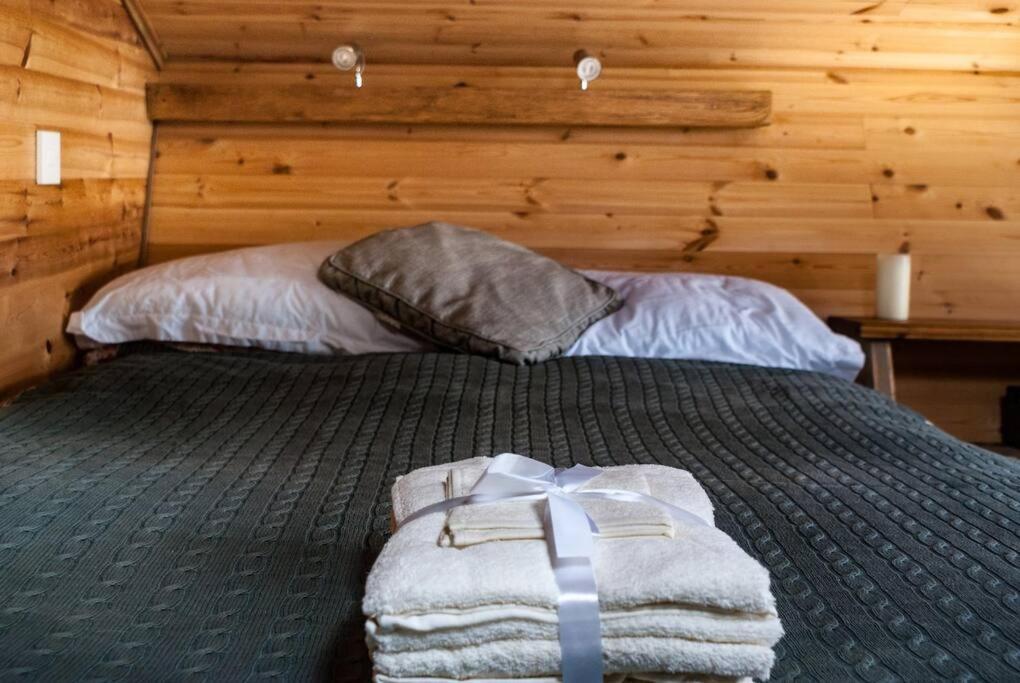 Wooden Tiny House Glamping With Hot Tub 1 Chalet Tuxford